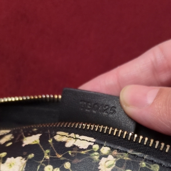 Givenchy Baby's Breath Pandora Wristlet - Picture 5 of 13